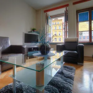 https://apartament-central.hotelswroclaw.com